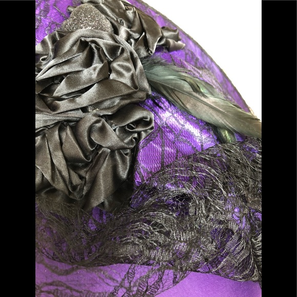 6pc Witchy woman in streetwear - Picture 5 of 16